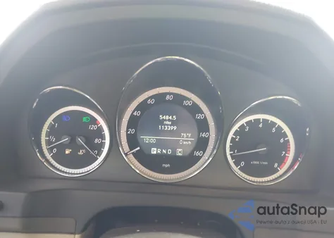 2010 Mercedes-Benz C 300 Luxury 4Matic/Sport 4Matic из США, поврежденный, VIN WDDGF8BB0AR097729